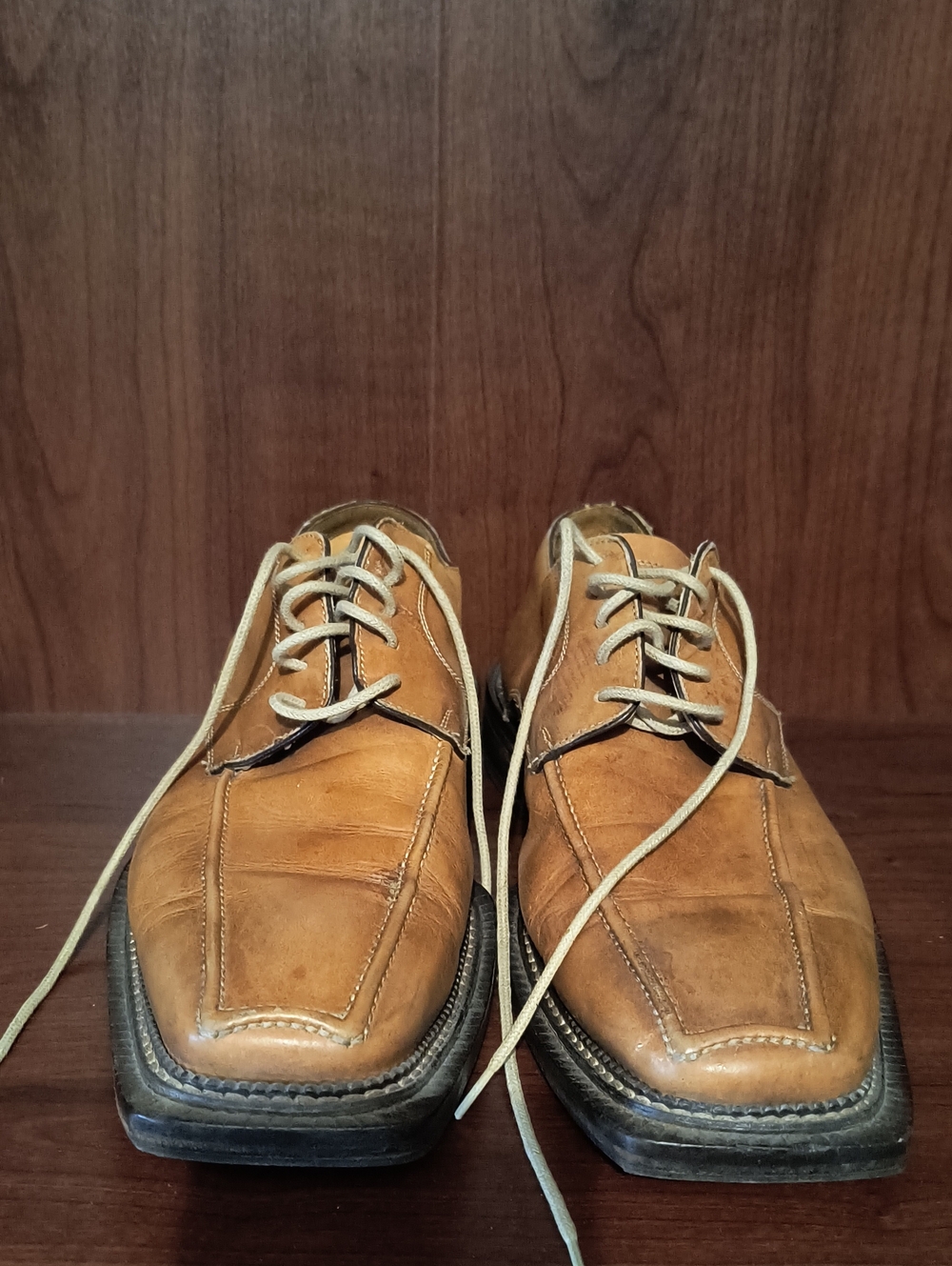 Men's Tan Leather Lace-Up Dress Shoes